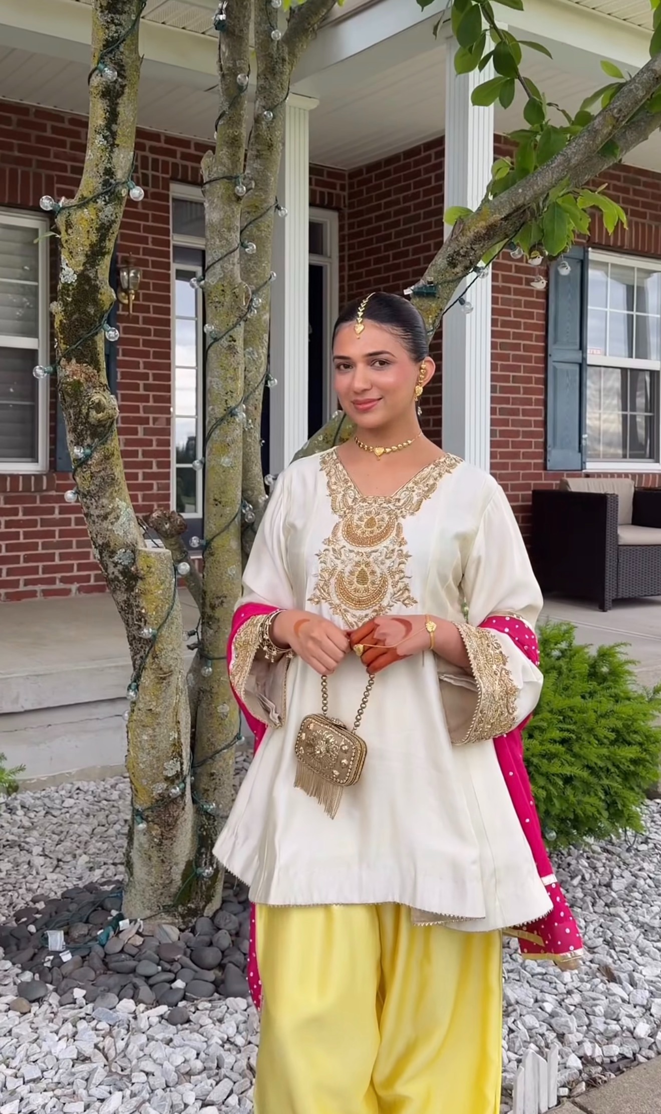     Chaand Pari (ਚਾਂਦ ਪਰੀ | چاند پری) – Moon Fairy (Image - 1)