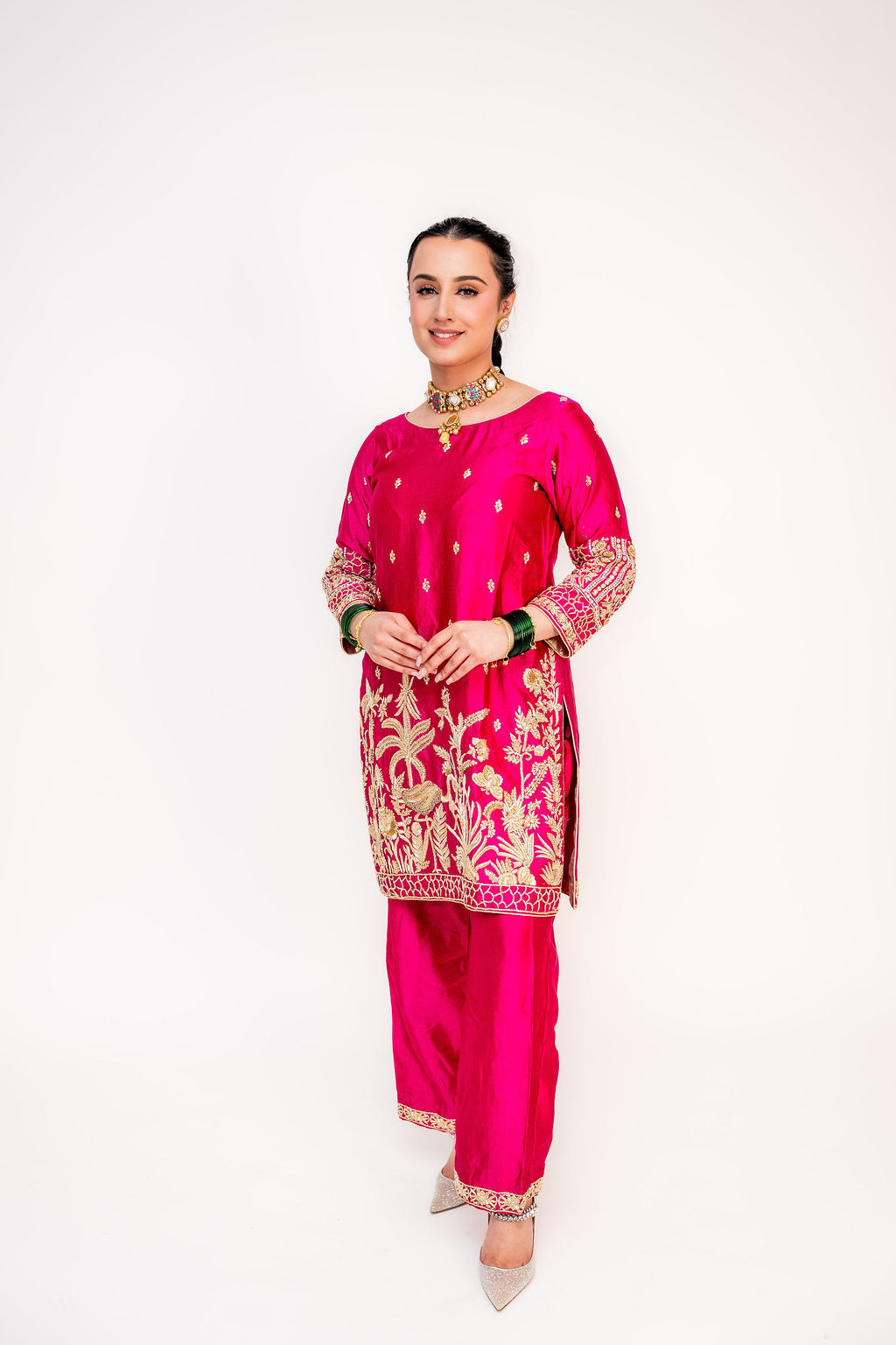 Gul-e-Gulabi (ਗੁਲ-ਏ-ਗੁਲਾਬੀ | گلِ گلابی)-Blush Blossom 1