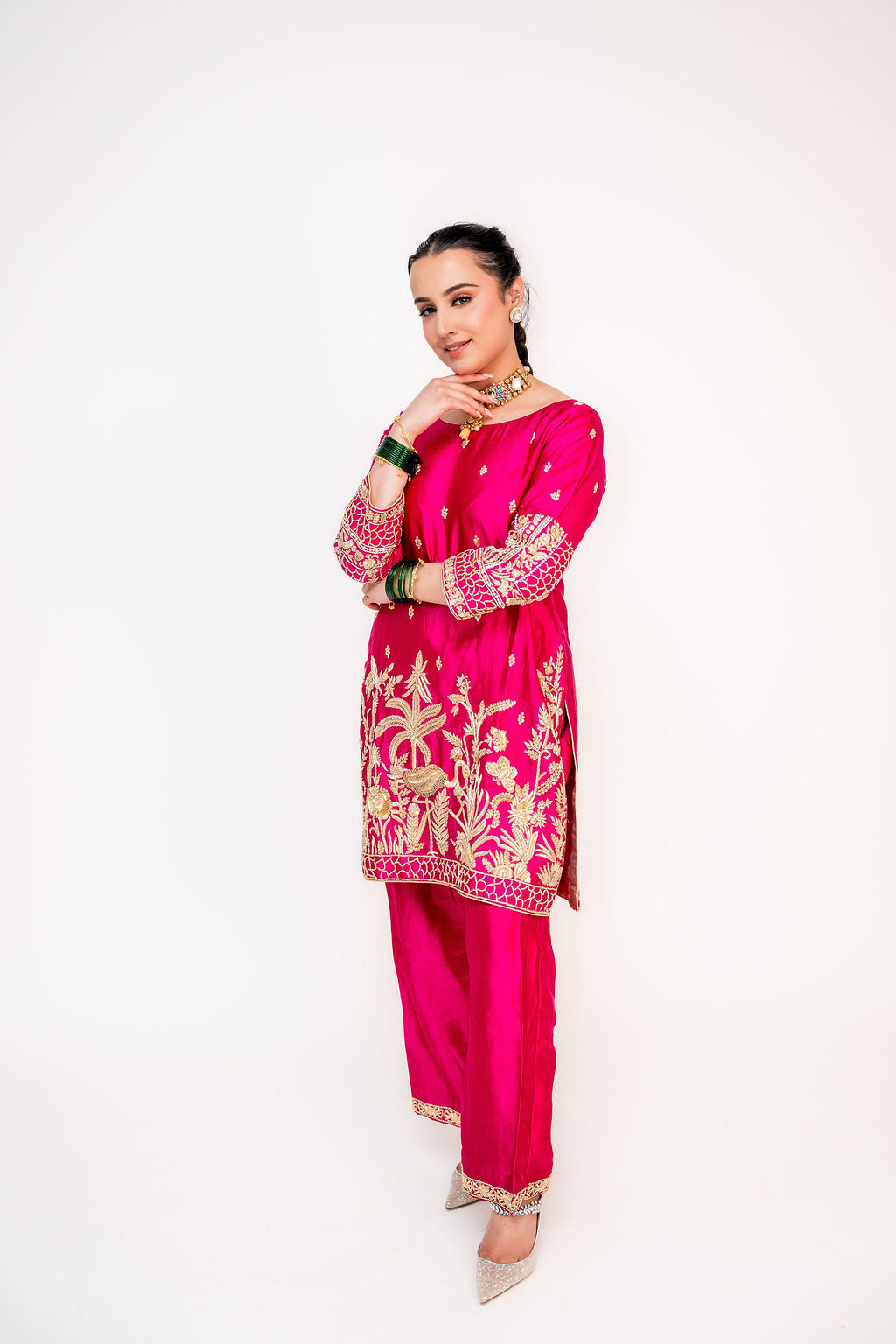 Gul-e-Gulabi (ਗੁਲ-ਏ-ਗੁਲਾਬੀ | گلِ گلابی)-Blush Blossom (Image - 1)