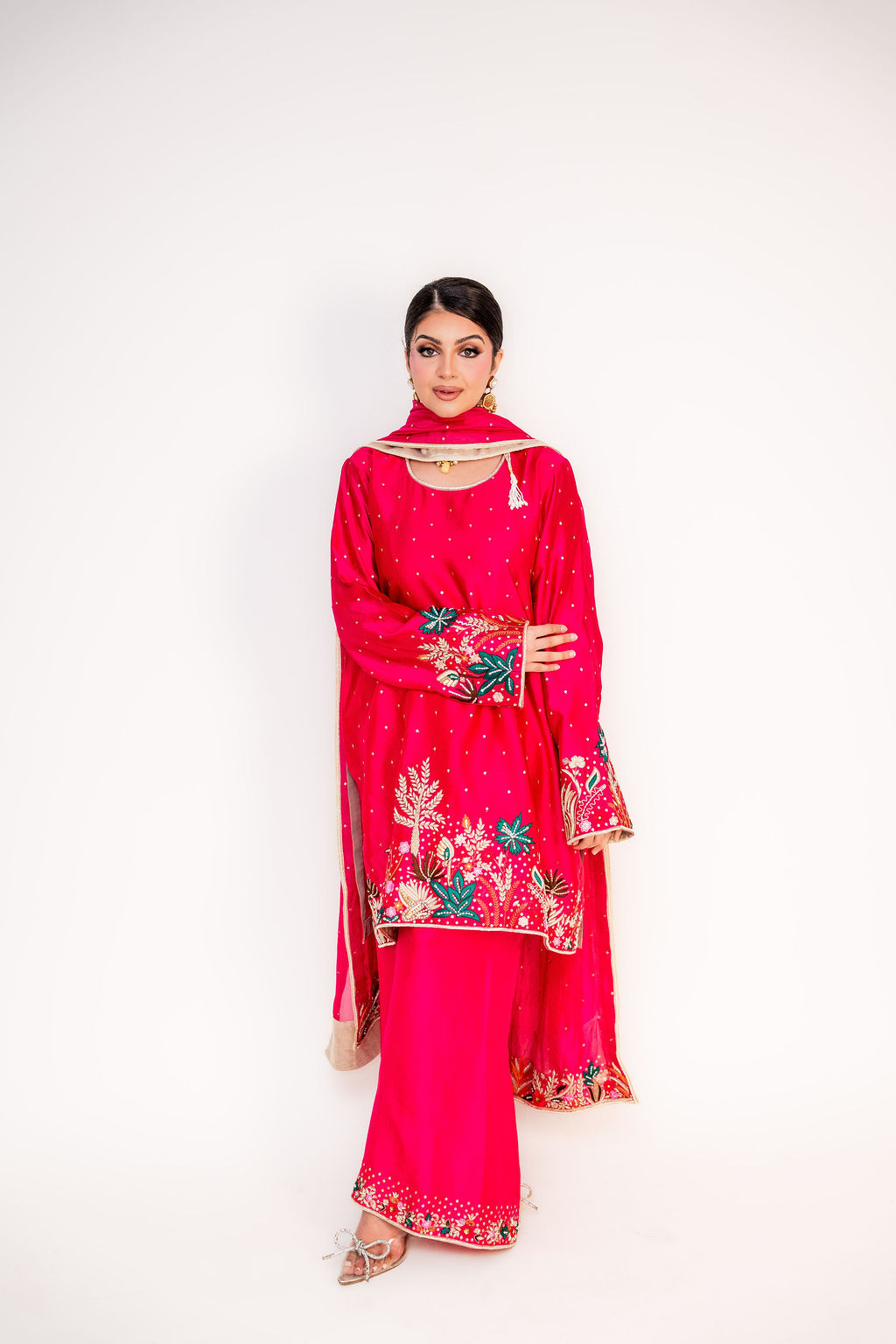 Mah-e-Gulabi (ਮਹ-ਏ-ਗੁਲਾਬੀ | ماہِ گلابی)-Pink Moon (Image - 1)