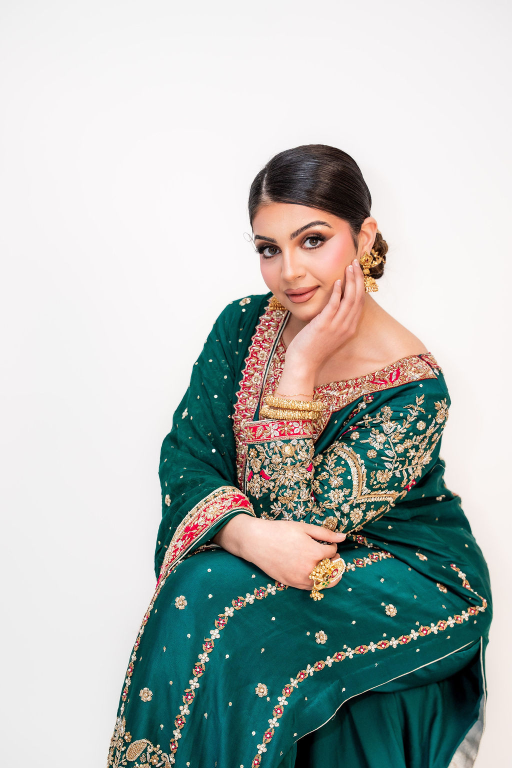 Mah-e-Gulzar (ਮਹ-ਏ-ਗੁਲਜ਼ਾਰ | ماہِ گلزار)-Moon of the Garden (Image - 1)