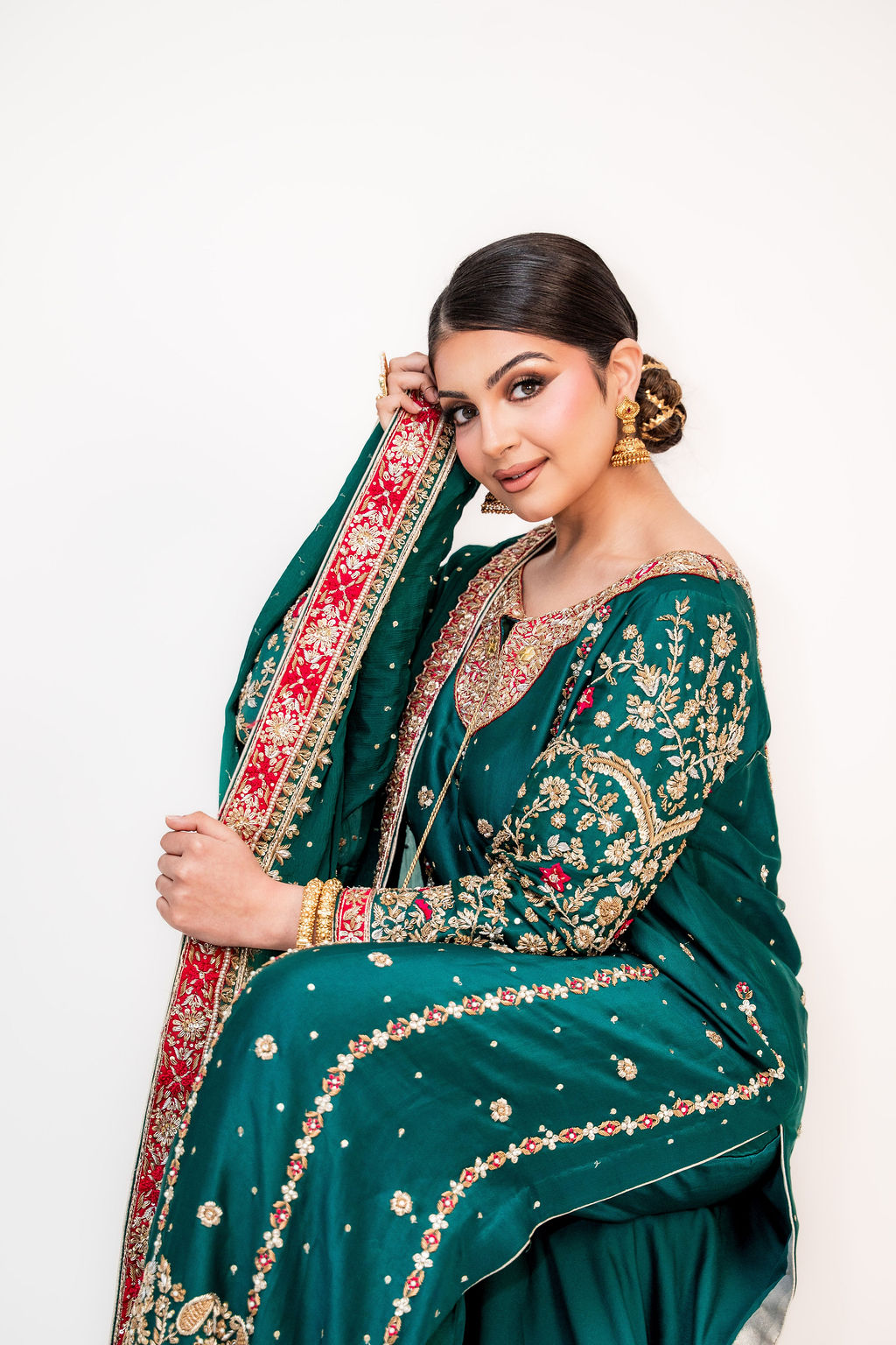 Mah-e-Gulzar (ਮਹ-ਏ-ਗੁਲਜ਼ਾਰ | ماہِ گلزار)-Moon of the Garden (Image - 1)