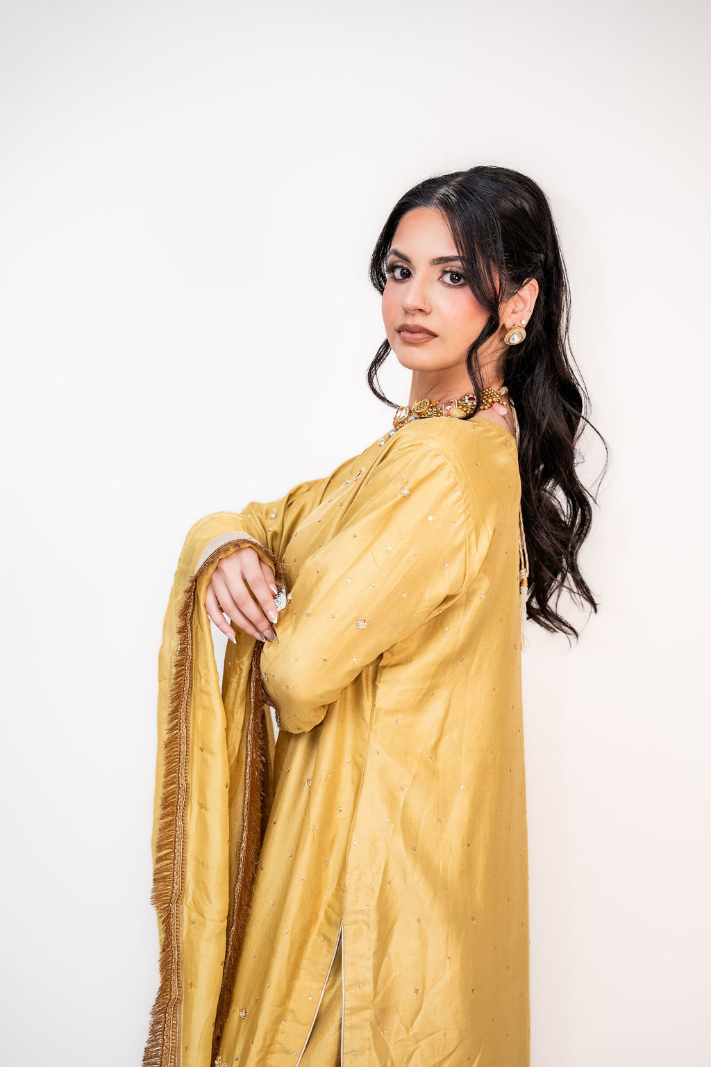 Mehr-e-Zar (ਮਿਹਰ-ਏ-ਜ਼ਰ | مہرِ زر)-Golden Sunlight (Image - 1)