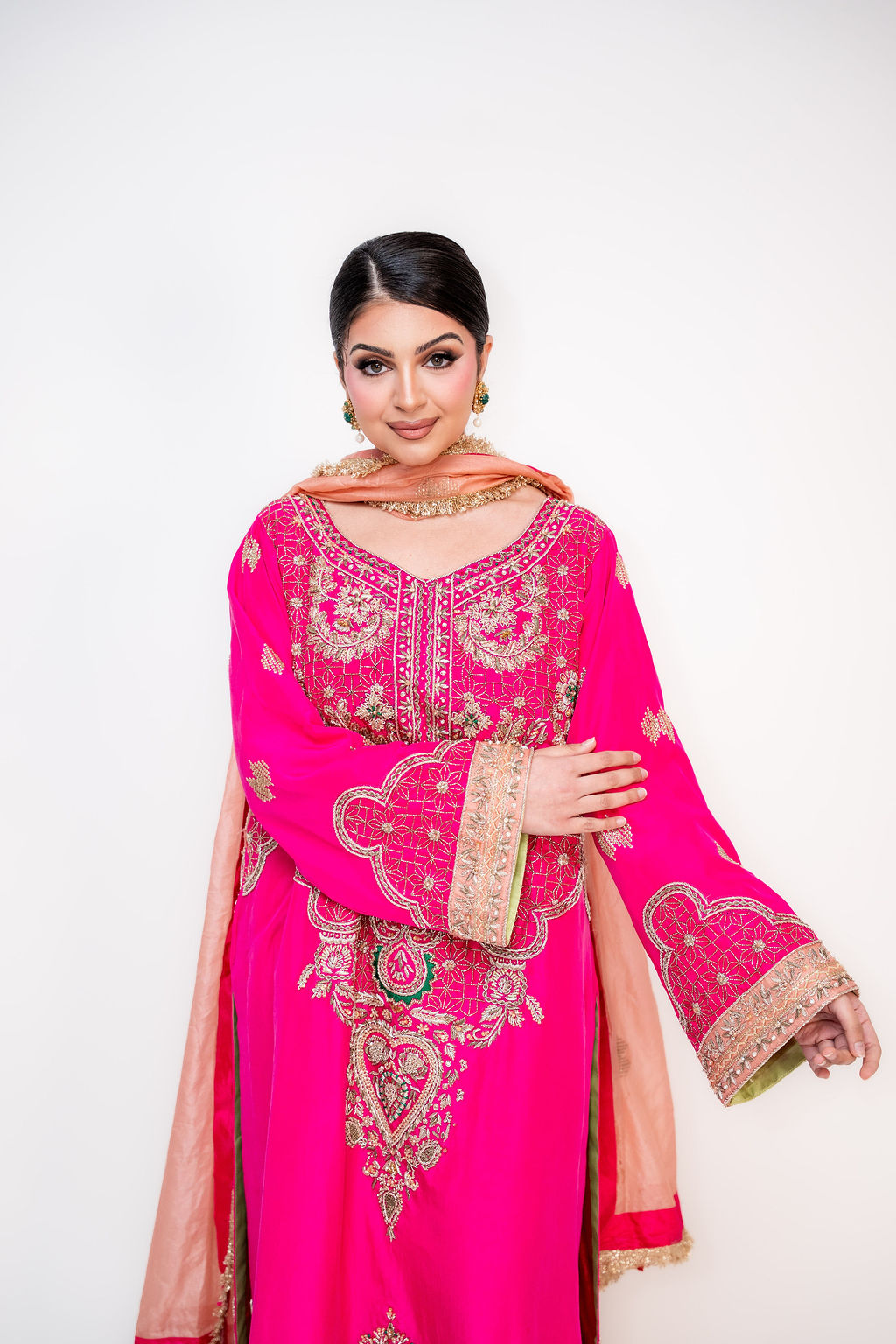 Rang-e-Gulzar (ਰੰਗ-ਏ-ਗੁਲਜ਼ਾਰ | رنگِ گلزار)-Colors of the Garden (Image - 1)