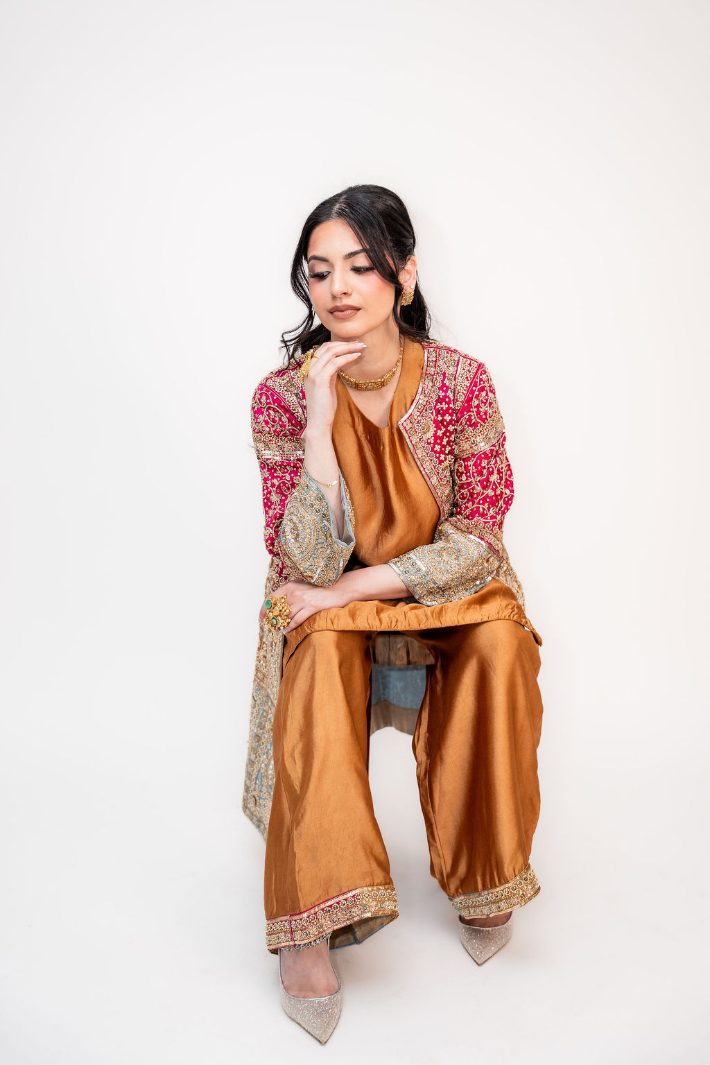 Riwaayat Royale (روایت رائل / ਰਿਵਾਇਤ ਰੋਇਲ) (Image - 1)