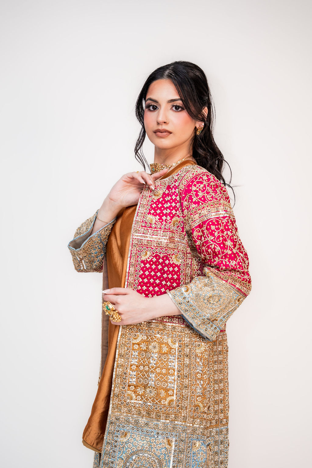 Riwaayat Royale (روایت رائل / ਰਿਵਾਇਤ ਰੋਇਲ) (Image - 1)