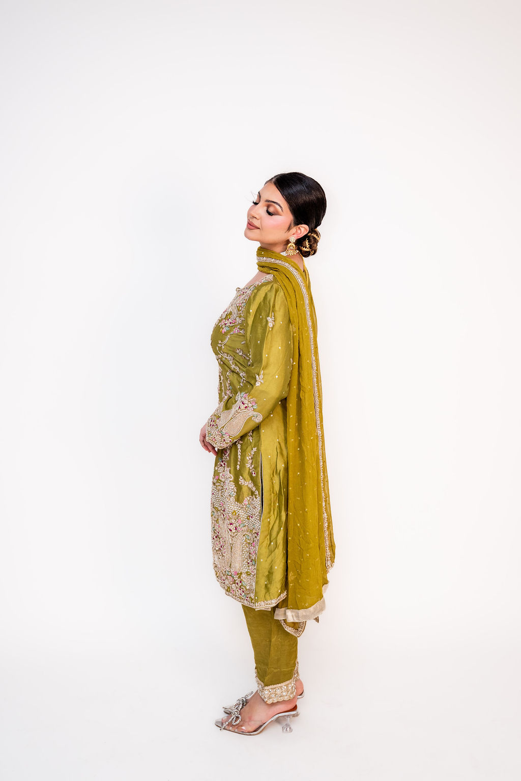 Shahkaar-e-Mumtaz (ਸ਼ਾਹਕਾਰ-ਏ-ਮੁਮਤਾਜ਼ | شاہکارِ ممتاز)-Masterpiece of Elegance (Image - 1)