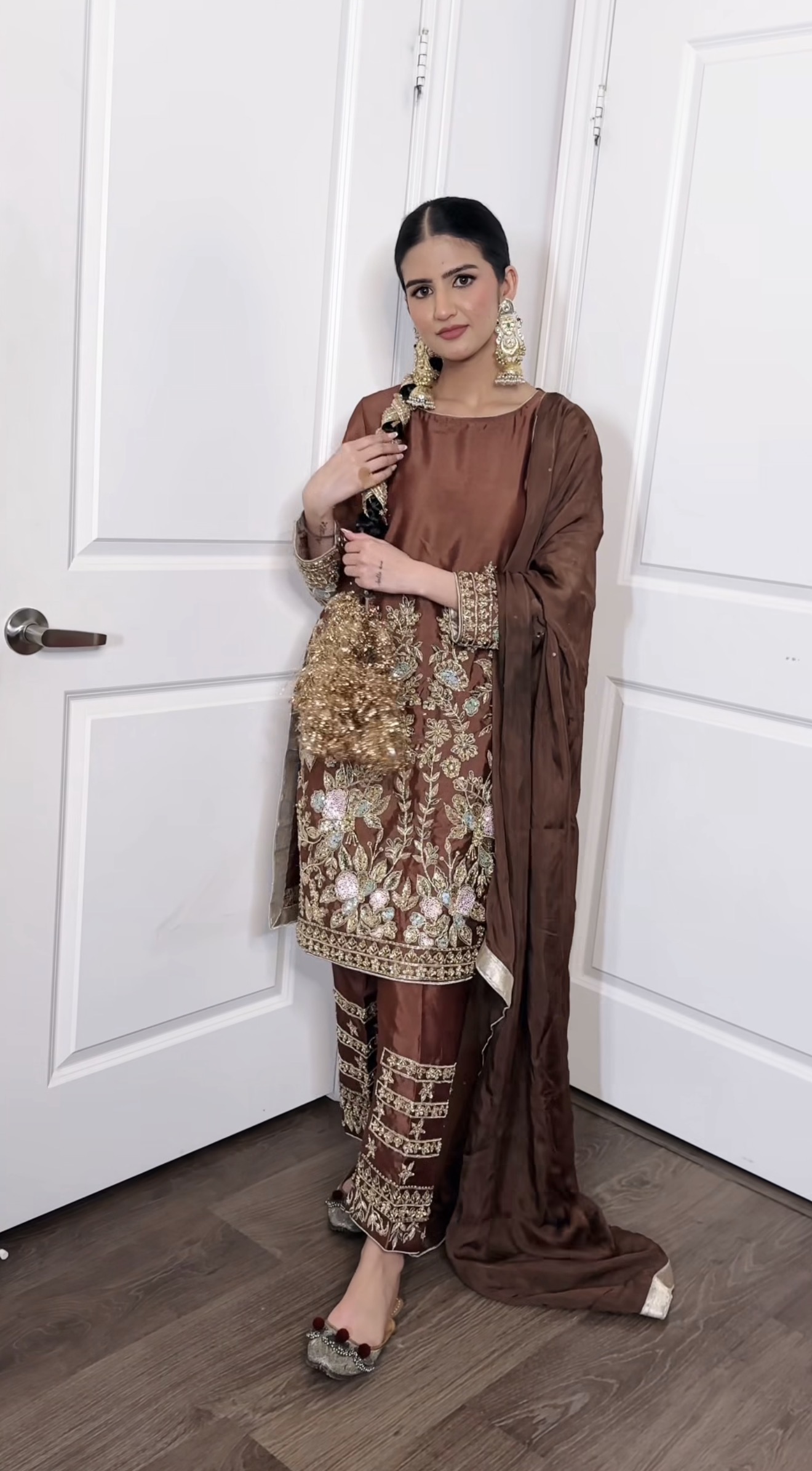 Sitara-e-Shan (ਸਤਾਰਾ-ਏ-ਸ਼ਾਨ | ستارہِ شان)-Star of Grandeur from our exclusive Lahore Collection. 1