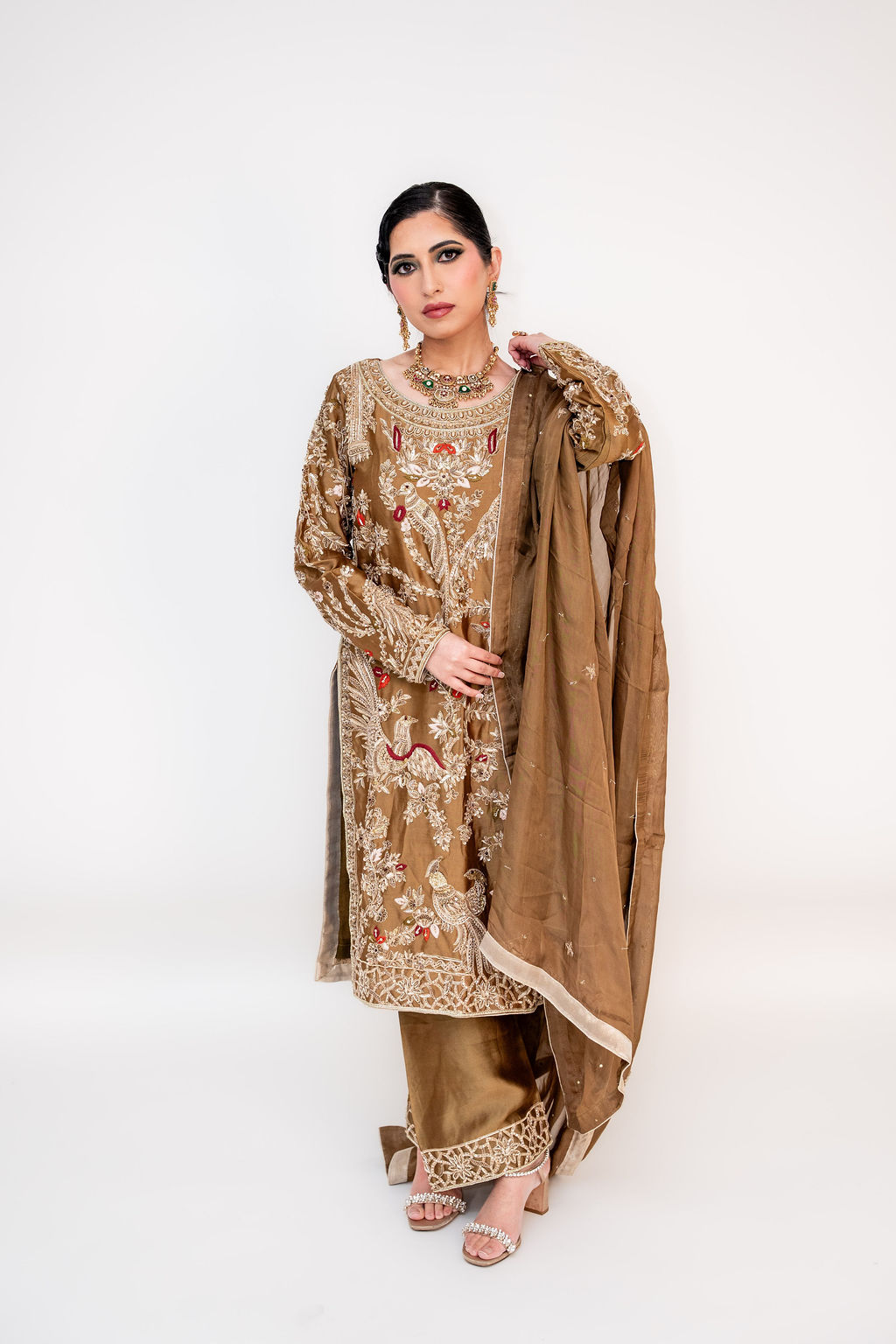 Zar-e-Sabz (زرِ سبز | ਜ਼ਰ-ਏ-ਸਬਜ਼)-Golden Green (Image - 1)