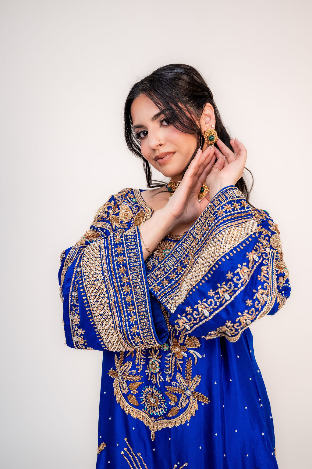 Zar-e-Shaan (ਜ਼ਰ-ਏ-ਸ਼ਾਨ | زرِ شان) (Image - 1)