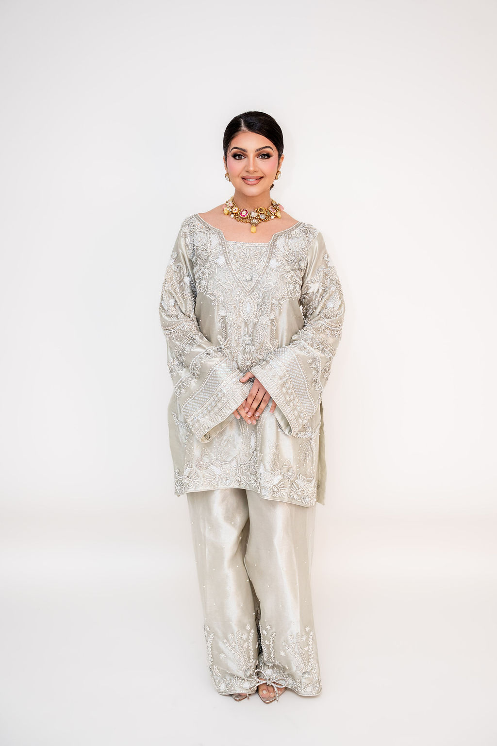 Zar-e-Shaan (ਜ਼ਰ-ਏ-ਸ਼ਾਨ | زرِ شان) 1