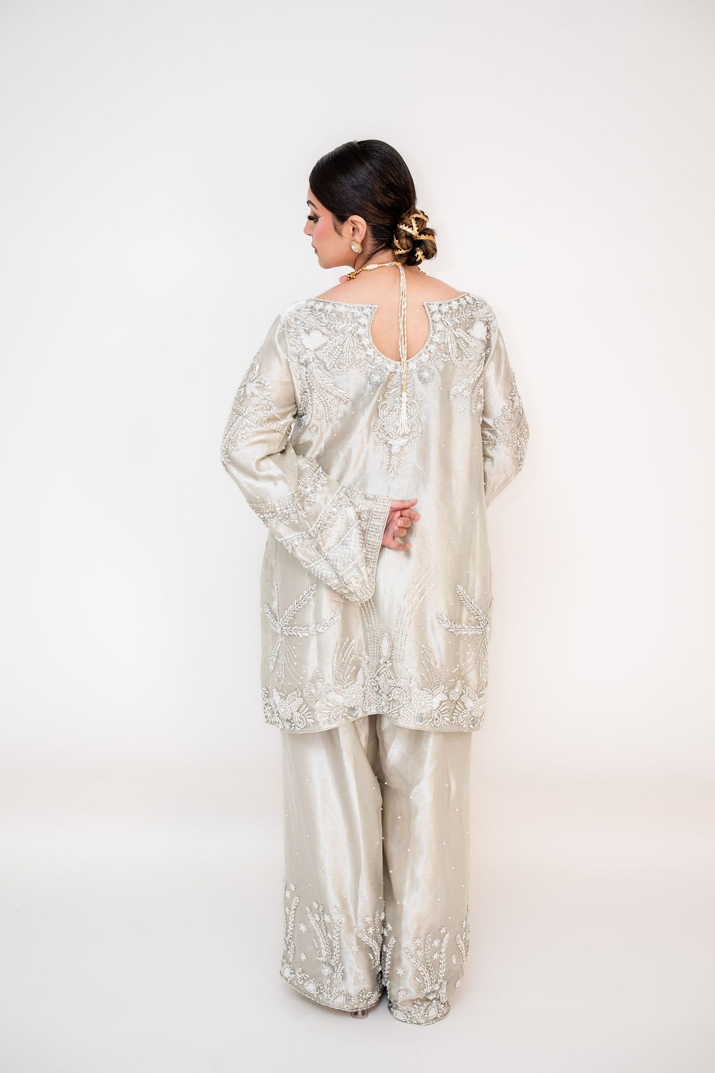 Zar-e-Shaan (ਜ਼ਰ-ਏ-ਸ਼ਾਨ | زرِ شان) (Image - 1)