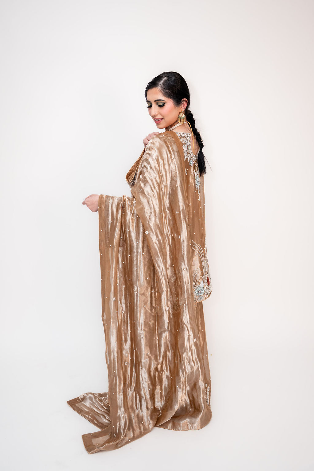 Zar-e-Shaan (ਜ਼ਰ-ਏ-ਸ਼ਾਨ | زرِ شان) (Image - 1)