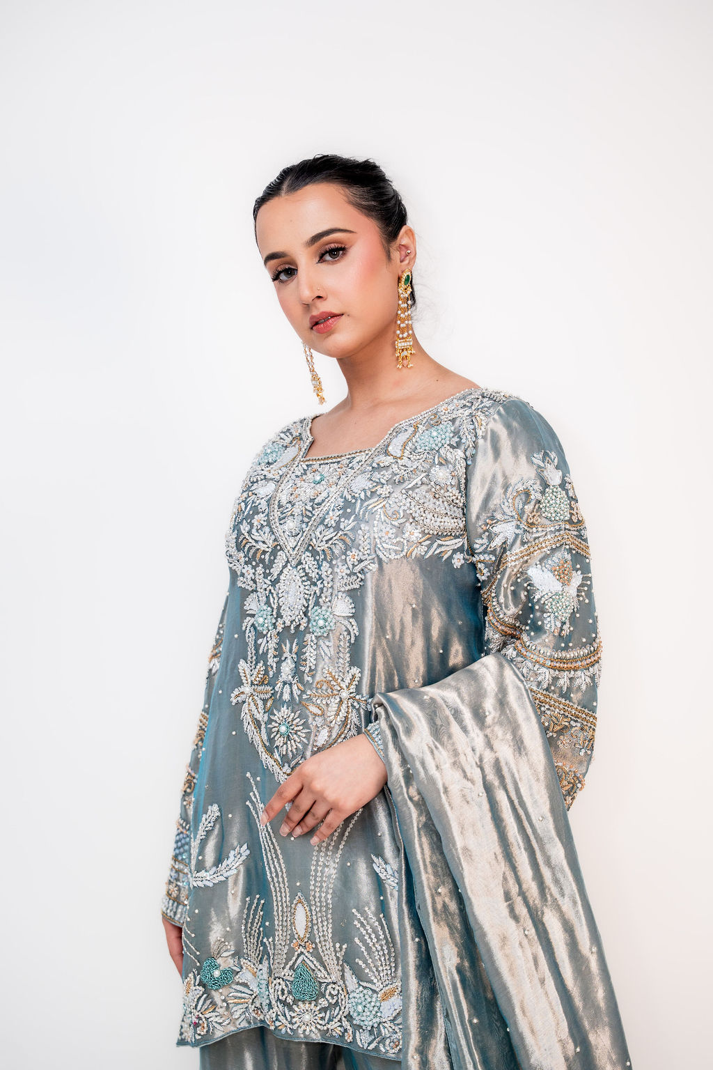 Zar-e-Shaan (ਜ਼ਰ-ਏ-ਸ਼ਾਨ | زرِ شان)-Ice blue (Image - 1)